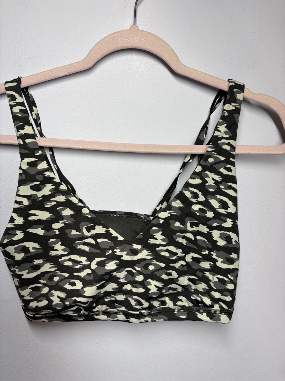 Aerie Camo Leopard Print V‑Neck Sports Bra — Olive Green